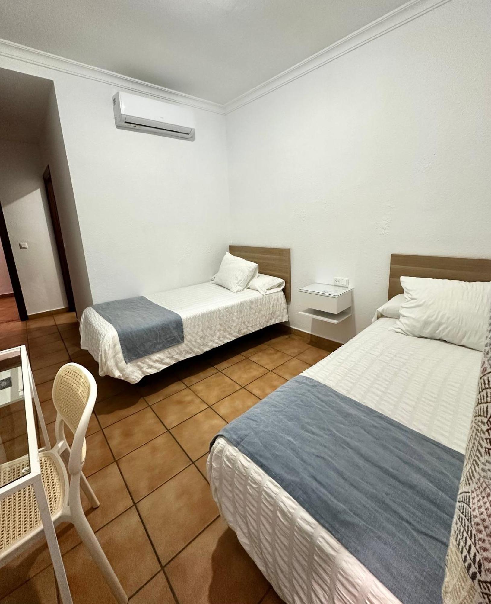 Hostal Mellizo Lebrija Ngoại thất bức ảnh
